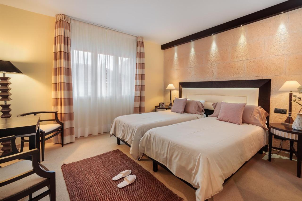מאהון Hotel San Miguel מראה חיצוני תמונה