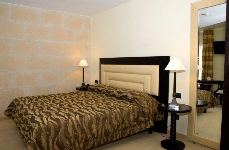 מאהון Hotel San Miguel מראה חיצוני תמונה