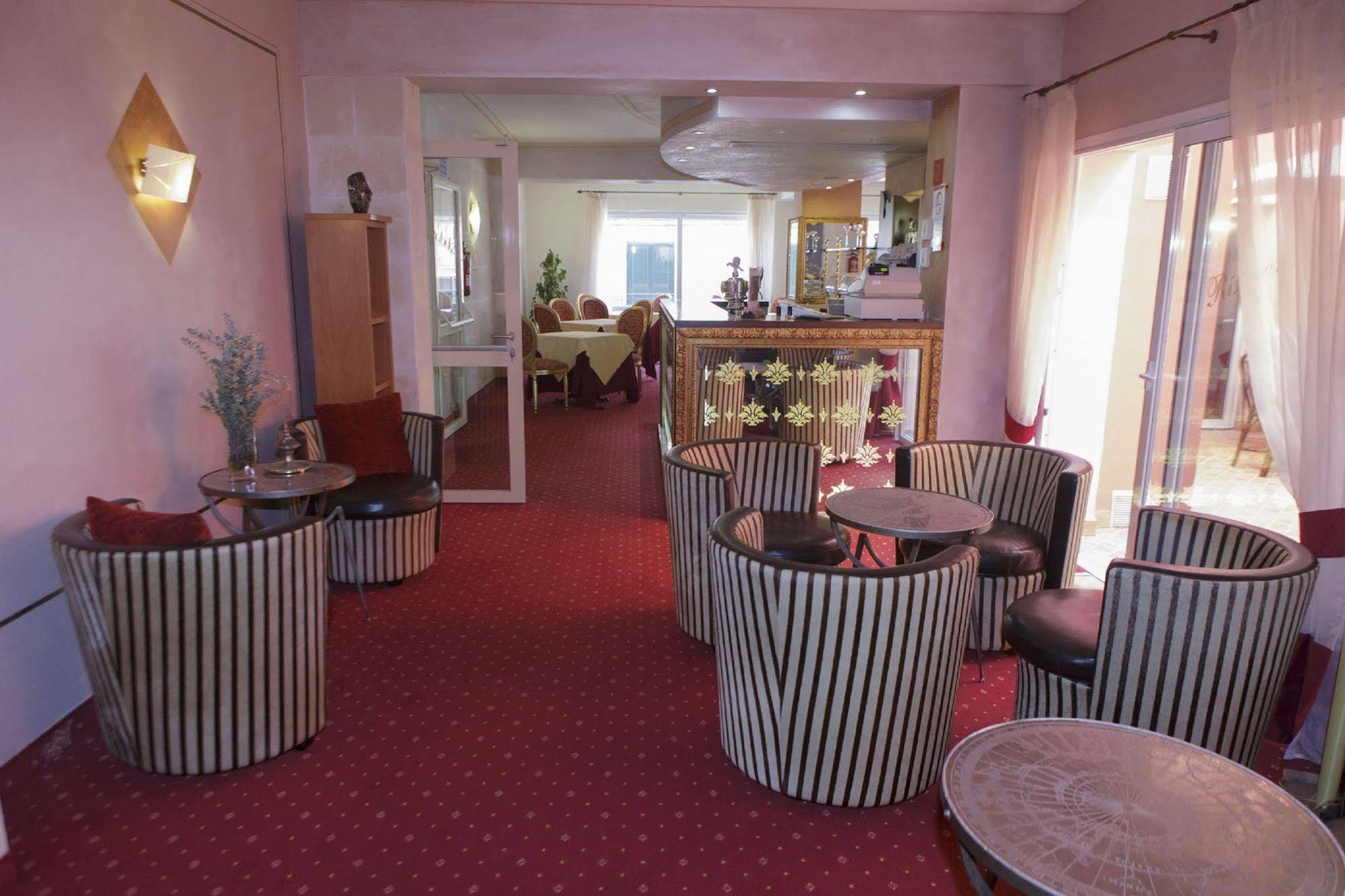 מאהון Hotel San Miguel מראה חיצוני תמונה