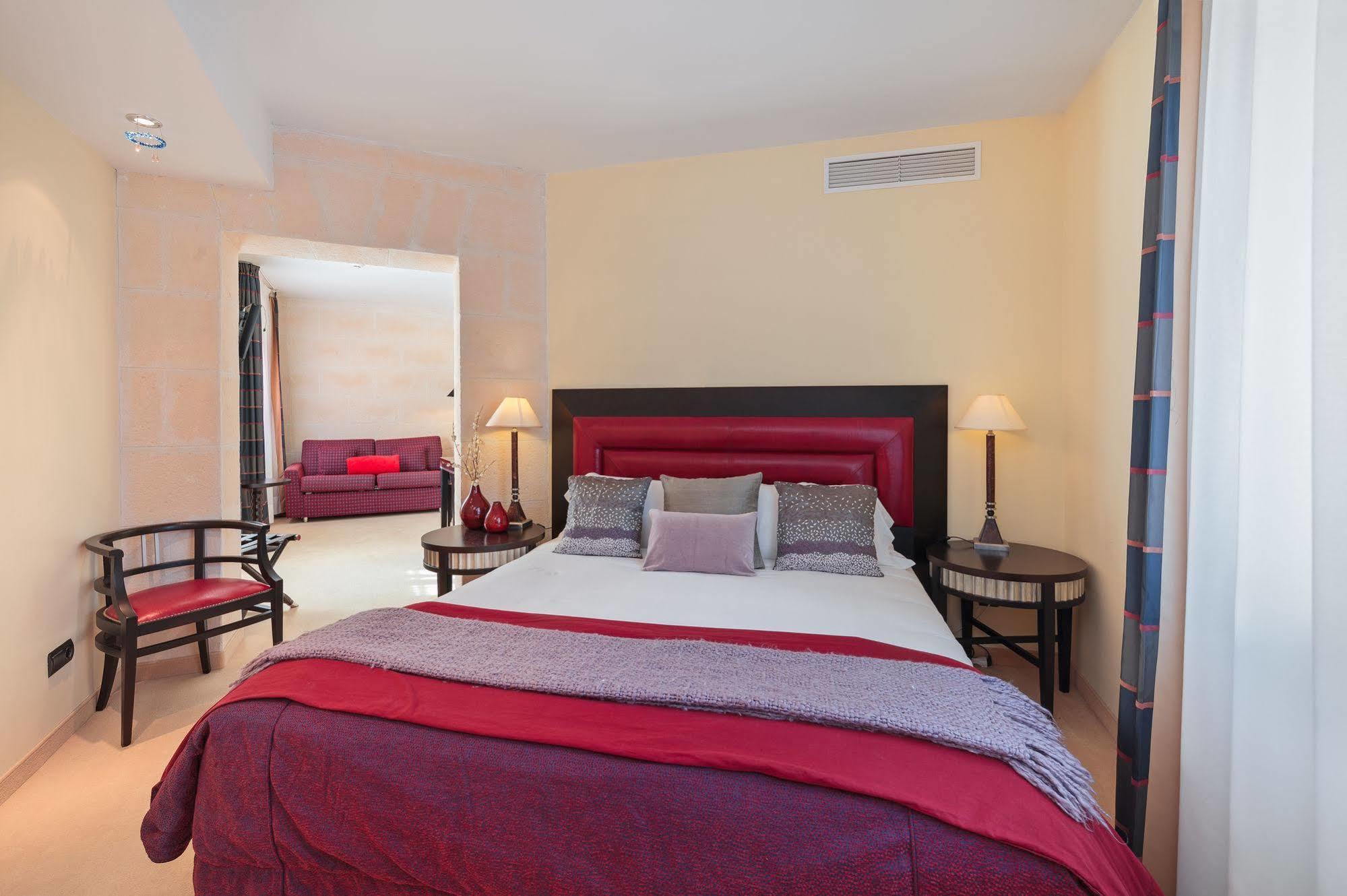 מאהון Hotel San Miguel מראה חיצוני תמונה